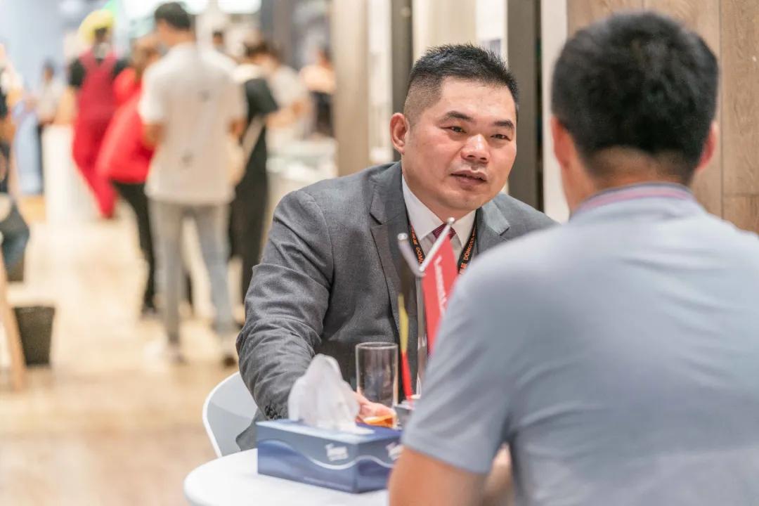 石晶品类新风口,乐迈石晶旗舰店开业发布会