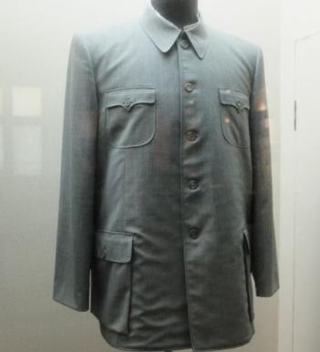 毛主席逝世揭秘：上将拿枪进入灵堂、外国政要悲伤、世界都在哀痛