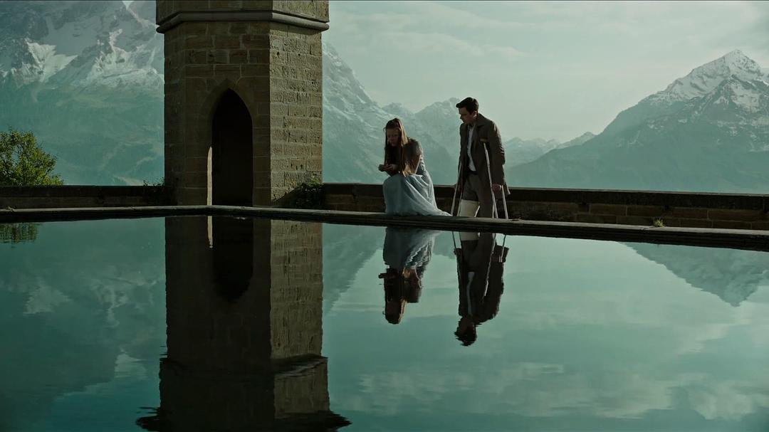 一部恐怖片多个情节,恐怖片视觉冲击风格