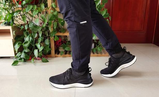 货狠话不多！小米“防香港脚”神器，199媲美2569体验，米粉：抢