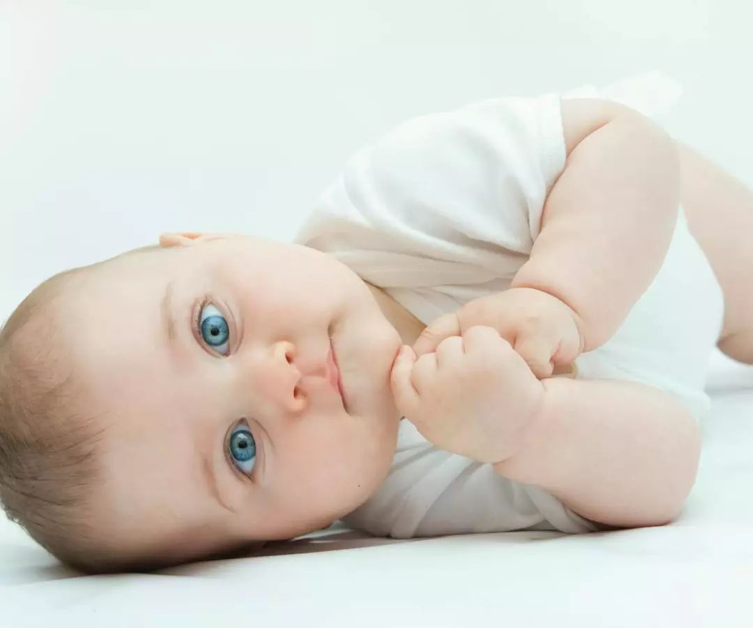 生理盐水有什么用吗,什么样的生理盐水可以用