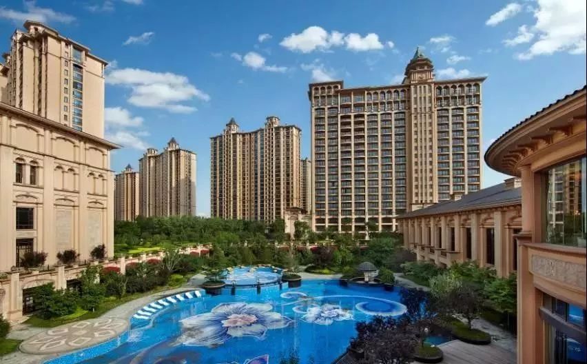 别再见女的就喊美女,见房子就称豪宅,盘一盘上海真正豪宅产品系