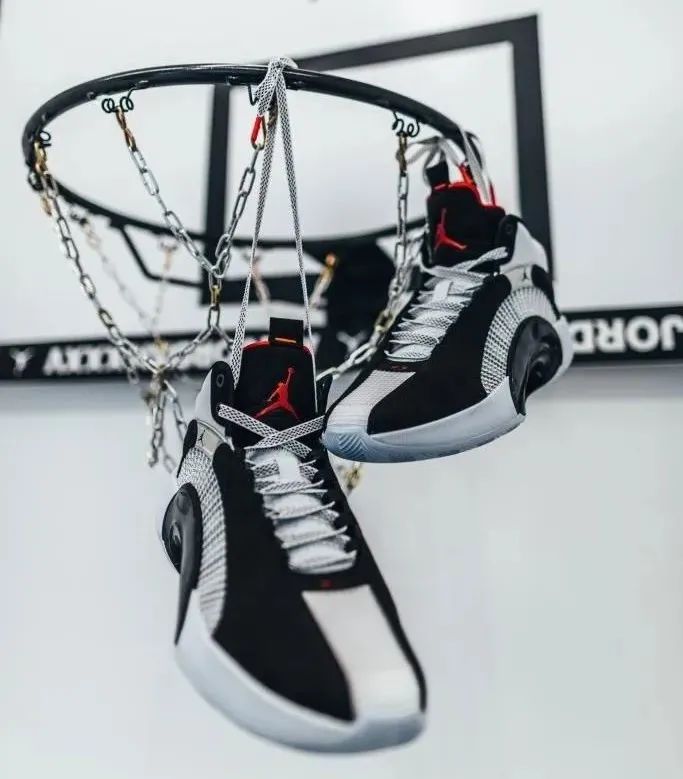 降价不减配？这双低价AJ35成了小码专属福利