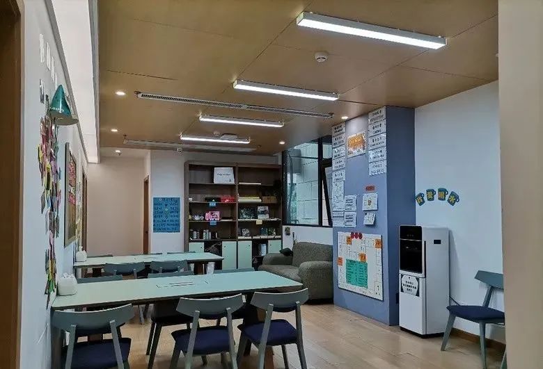 重庆环境最好的学校,重庆哪所学校宿舍和伙食最好