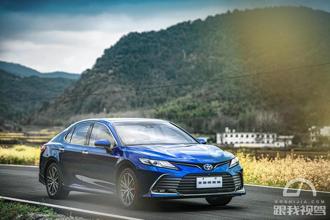 凯美瑞2022款2.0g豪华版试驾视频,凯美瑞2021款2.0g豪华版试驾视频