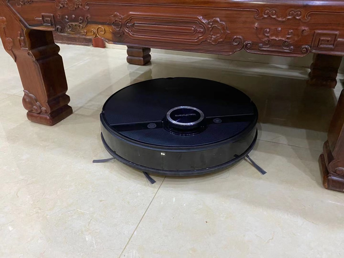 边扫拖边消毒,带电解除菌和自动集尘站的美的扫拖机器人S8+测评