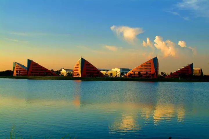 松山湖最深度解析,深度解析松山湖