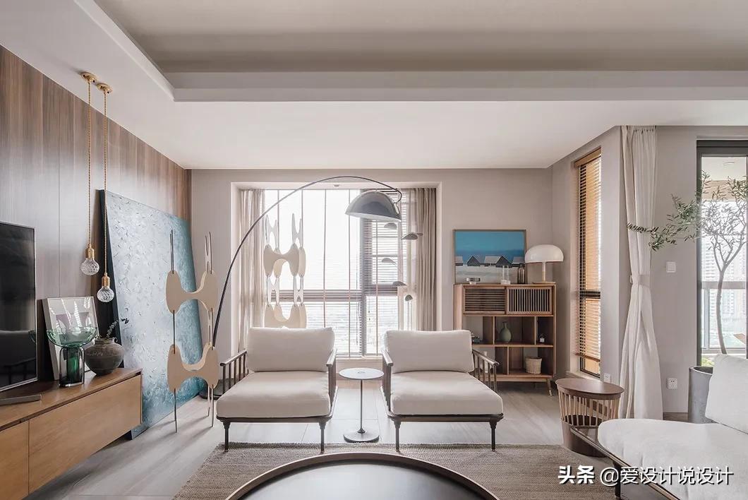 原木是让人清新脱俗的风格,现代简约和原木风混搭