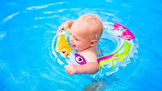 孩子不愿意理发我一招解决,孩子非常抗拒理发怎么引导