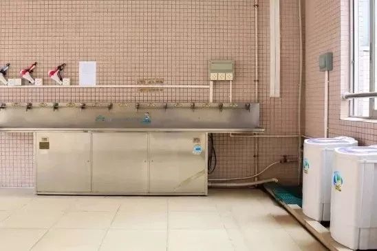 广东二师番禺附中今年本科率,番禺禺山高级中学与二师附中对比