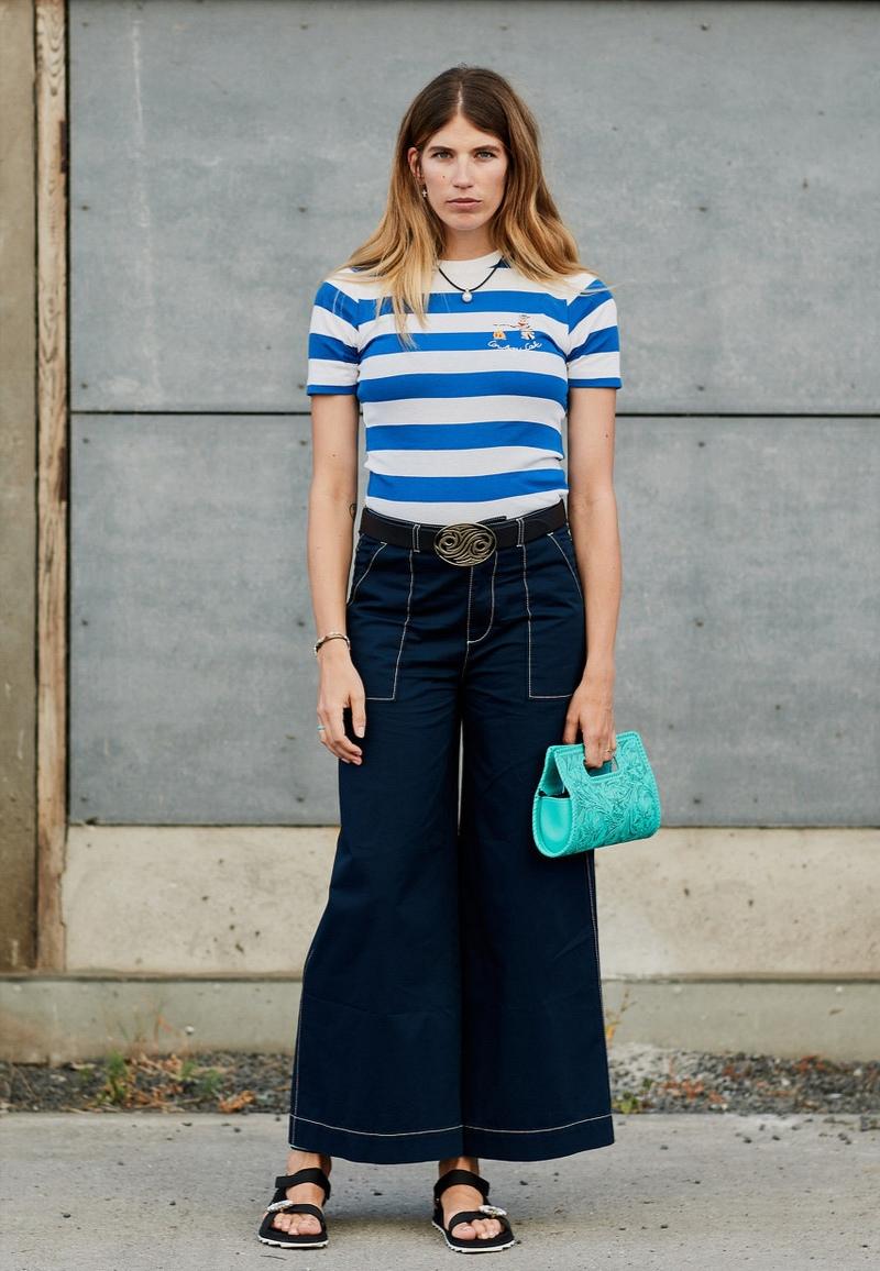 厚底运动凉鞋高级感,轻便厚底凉鞋高级感