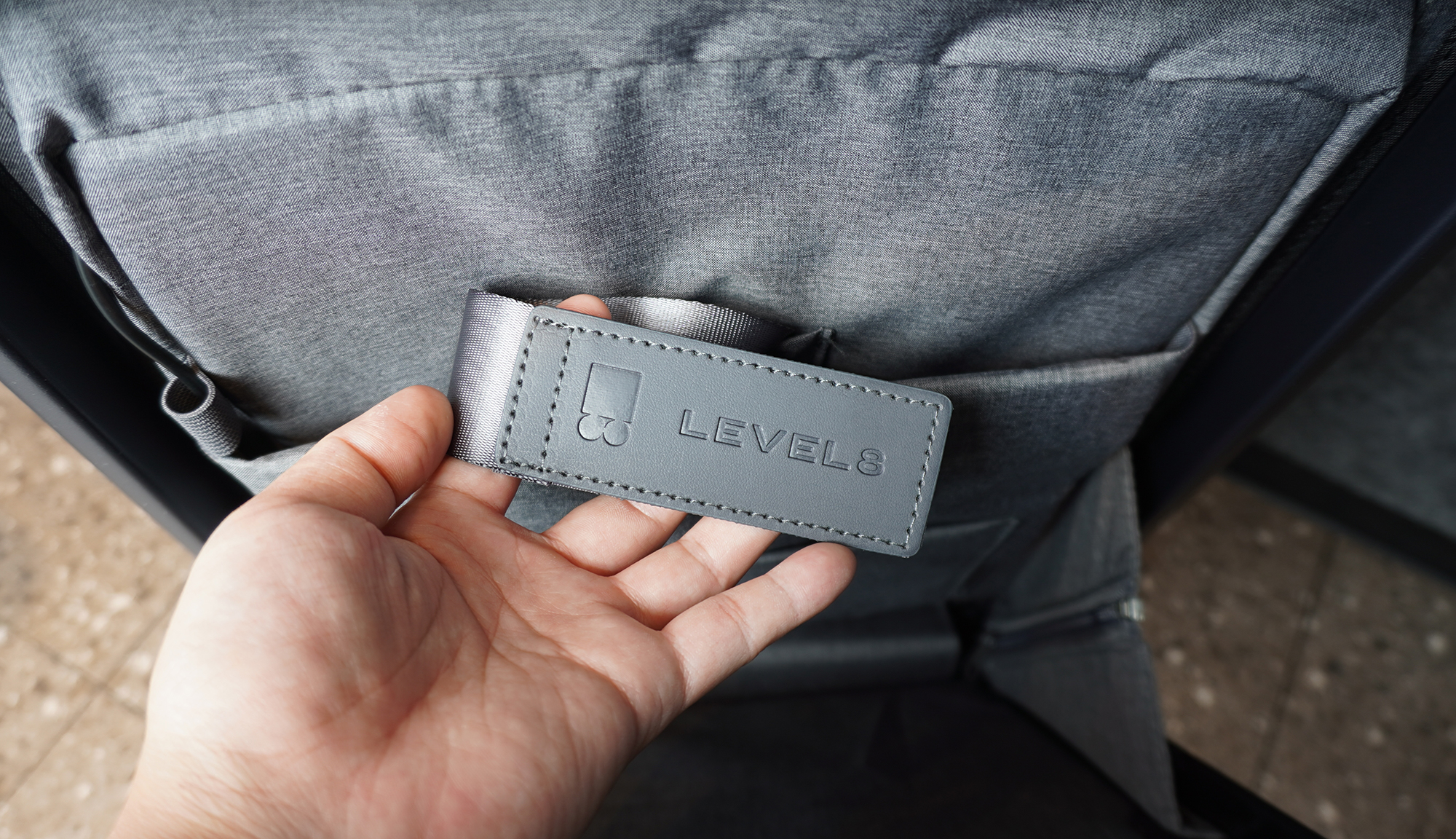 出差旅行行李箱怎么选，地平线8号拉杆箱颜值高又实用