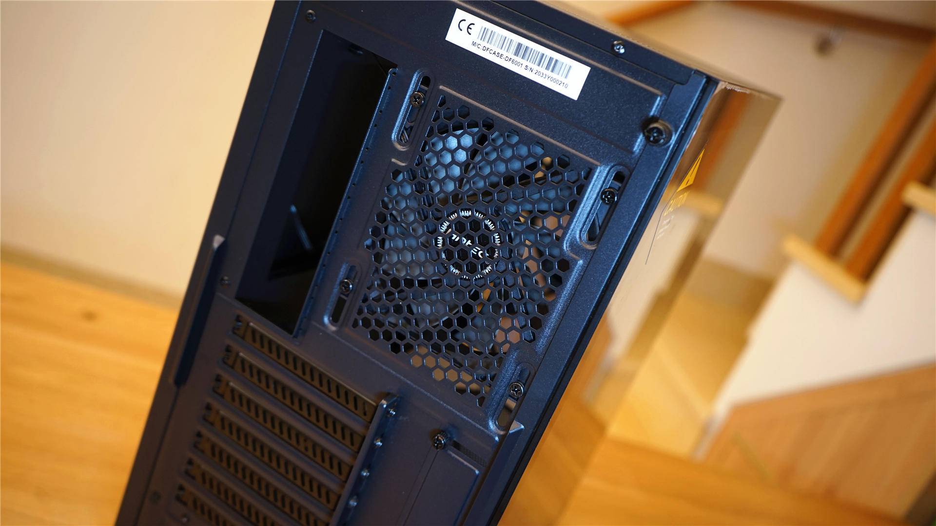 安钛克机箱标配风扇够用吗,安钛克静音机箱哪款最好