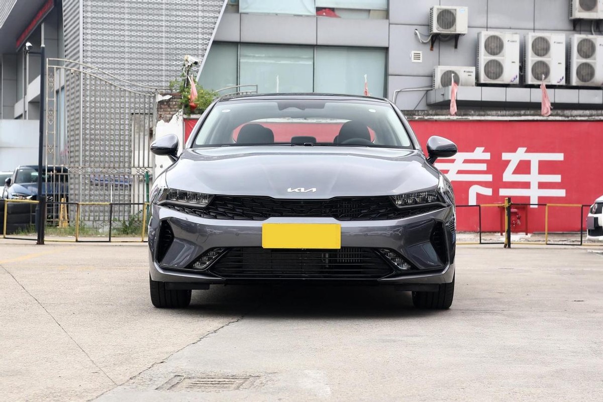 起亚k5如今还值得买吗,为什么起亚k5降价这么多