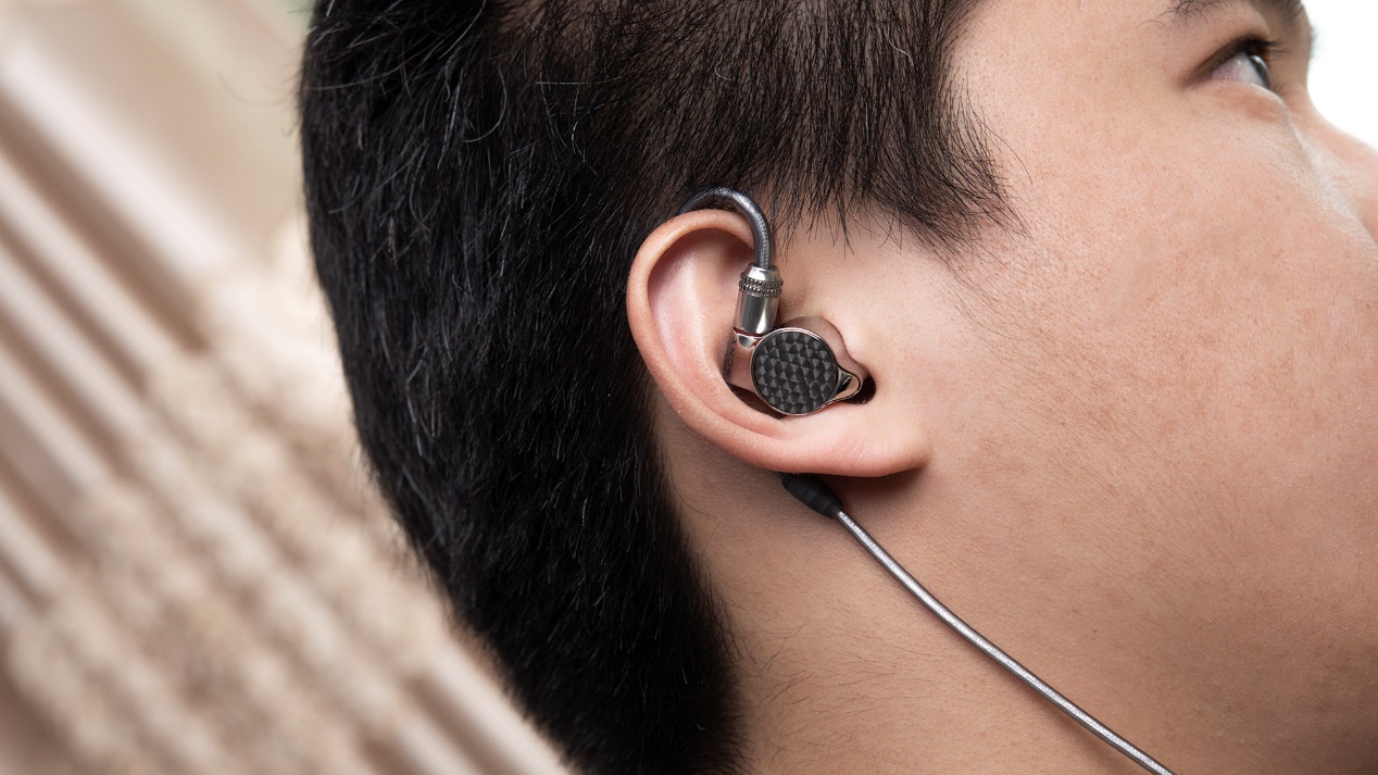 索尼ier-z1r评测,索尼旗舰入耳式耳机z1r