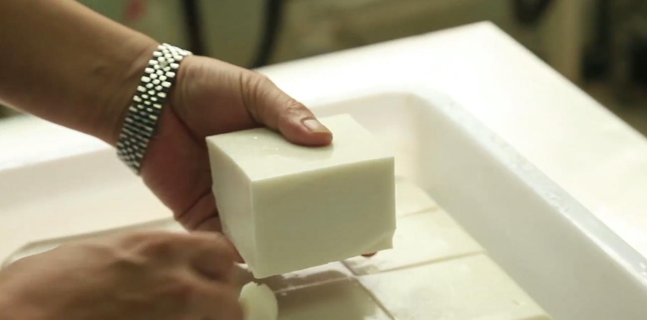 豆腐最好吃产量高的详细教程,自制豆腐一斤豆子出几斤豆腐