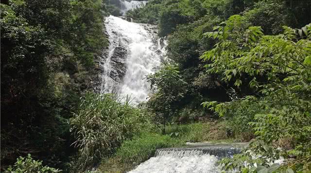 广东天子山瀑布旅游景点,广东瀑布景点有哪些