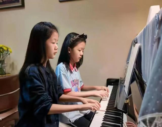 快乐的“黄金周”,寂寞的“课桌椅”——直击“双减”后的国庆假期