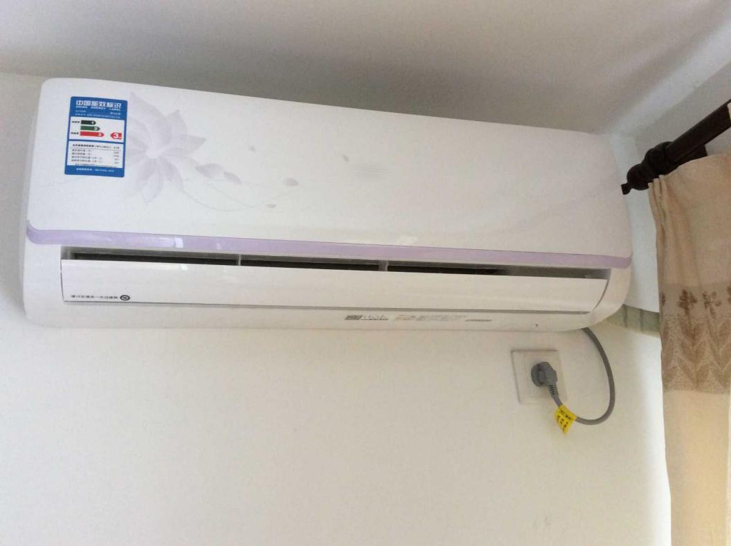 空调制冷出现e1维修费用,空调打冷风冒白气是什么原因