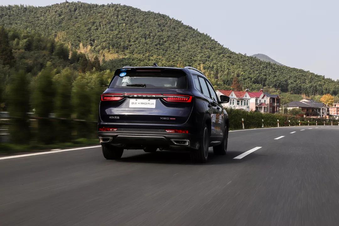 捷途X90PLUS增两款车型,捷途x90plus是中型suv吗