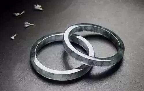 水墨玉与乌鸡种翡翠的区别,翡翠乌鸡和青花区别图解