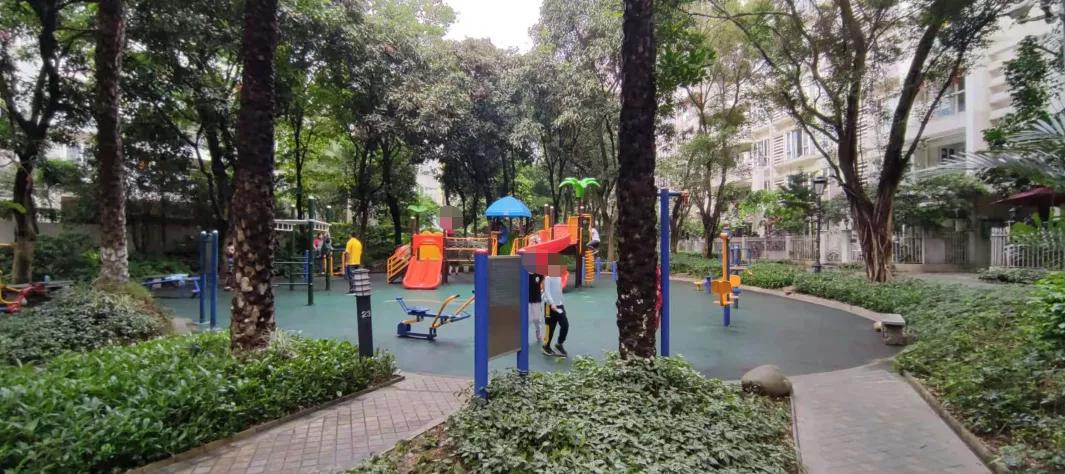 保利百合花园南区为啥便宜,海珠区保利红棉花园全景图