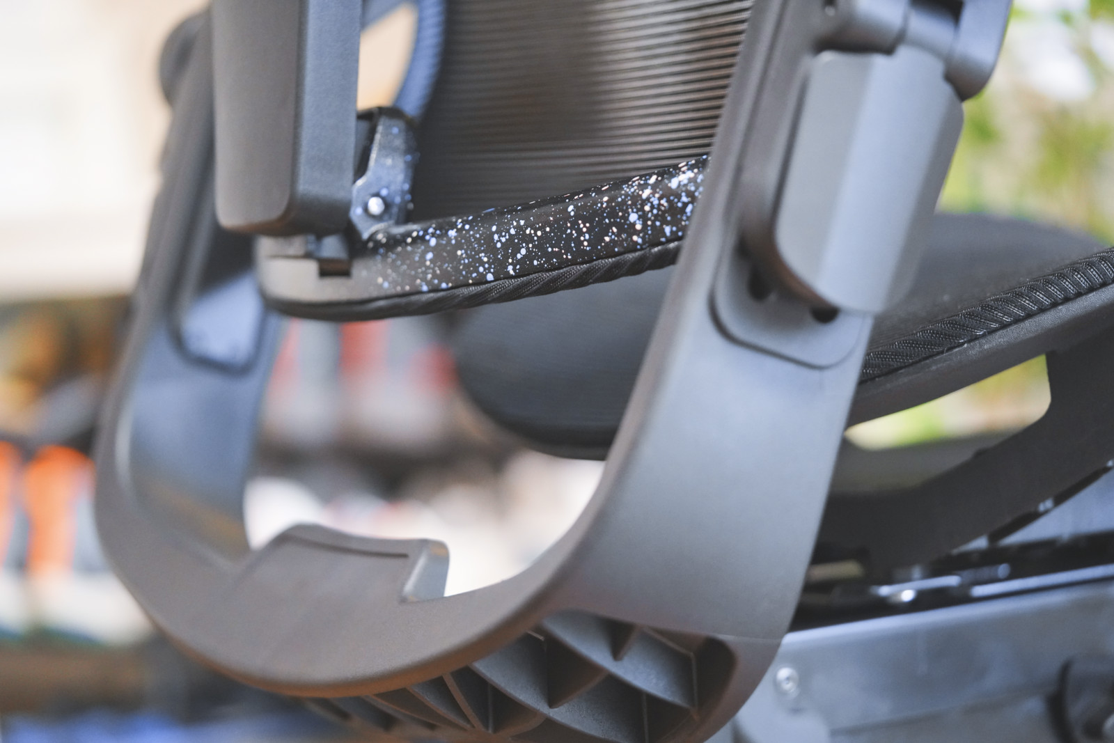 网易人体工程学椅s9,网易3d人体工学椅评测