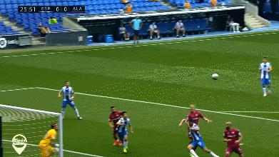 武磊致敬马拉多纳,武磊上帝之手马拉多纳