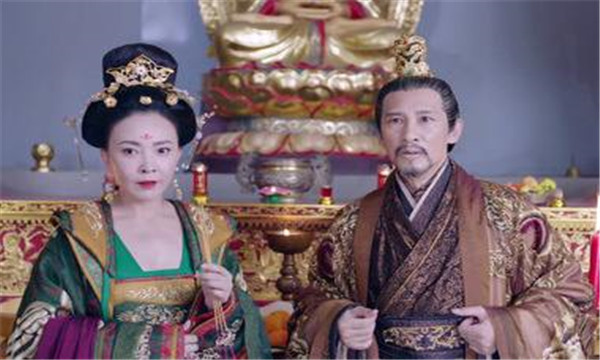 唐玄宗黄袍,唐玄宗穿黄袍加尊号