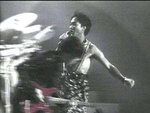 黄家驹有什么传奇事件,揭秘黄家驹成名