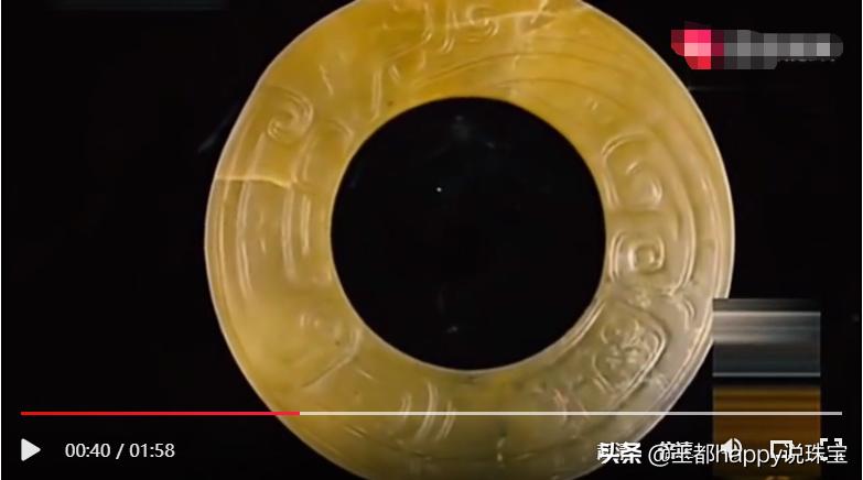 女子拿玉去鉴宝专家说是假的,女子拿金钗去鉴宝视频专家打脸