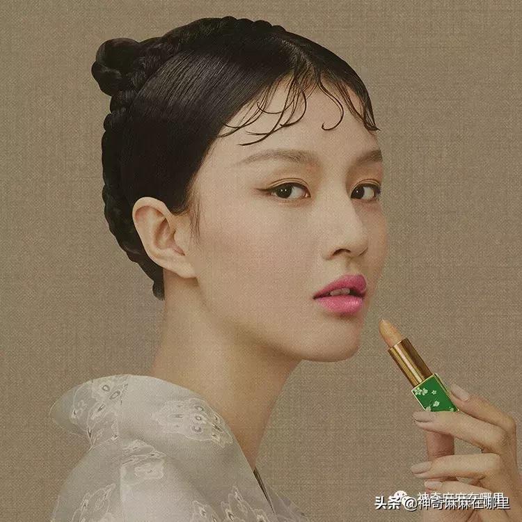 一天卖断80000支,仙到极致的故宫口红