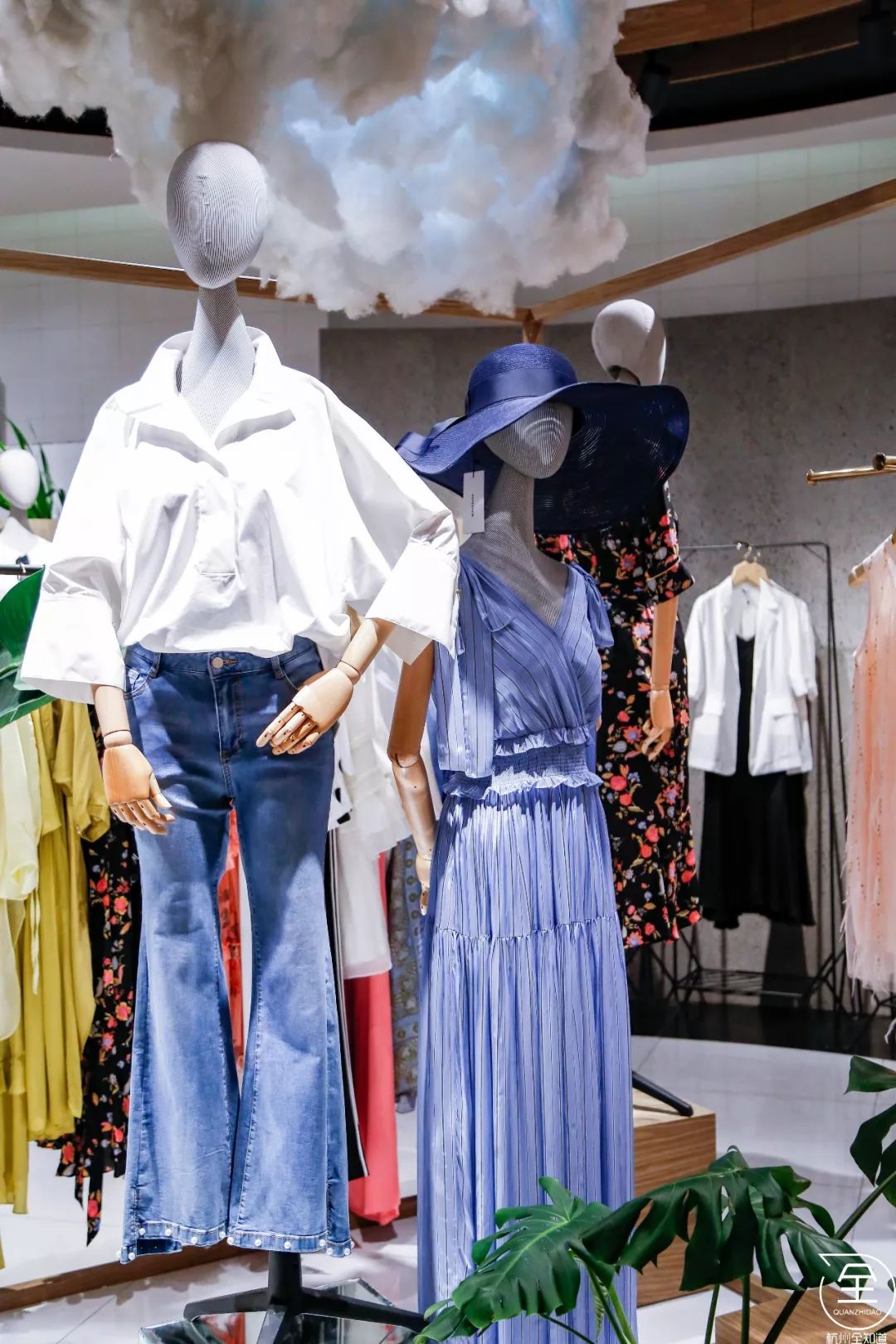 就在明天！西溪印象城年中庆开启！买800送400！AJ限量款发售