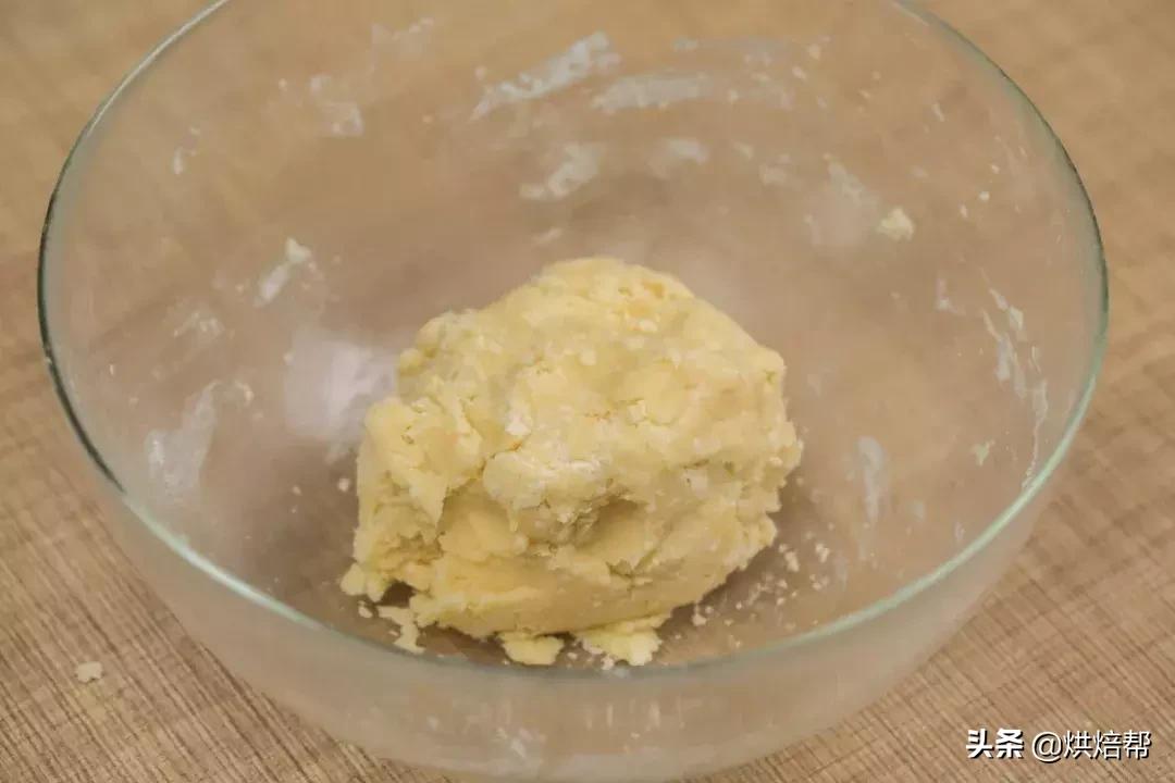 最基础的黄油曲奇简单又好吃,非常香酥的一款曲奇饼干超好吃