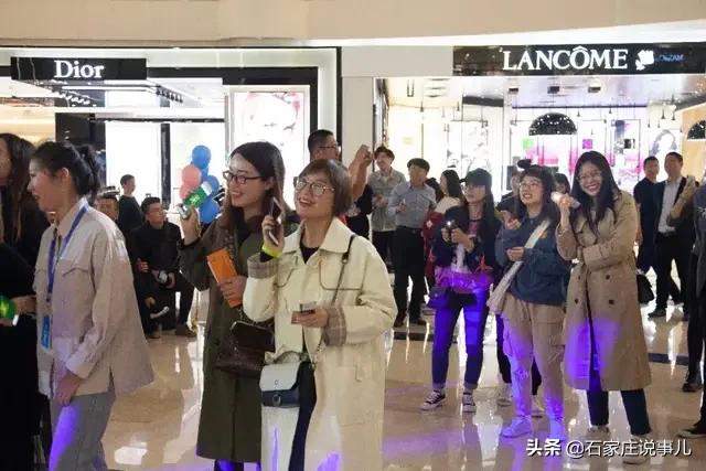 牵手“Theone”――相约先天下星座潮玩派对