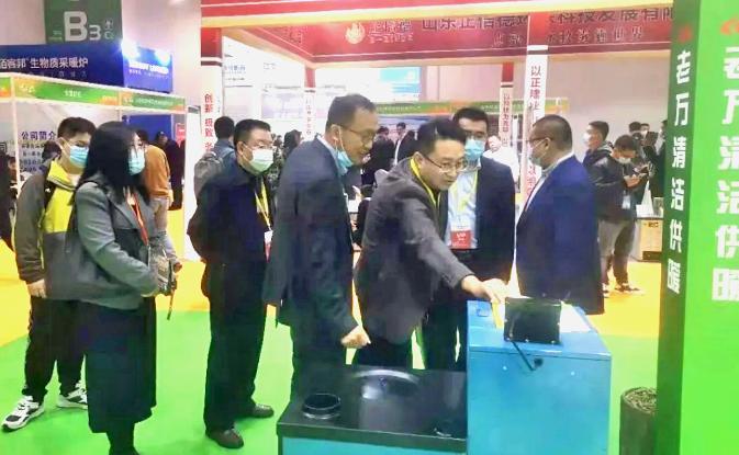 老万牌生物颗粒取暖炉,老万生物质颗粒采暖炉价格