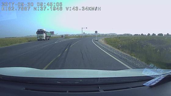 13000公里新手独驾*疆新**第23天——穿越塔克拉玛干沙漠，遭遇陷车