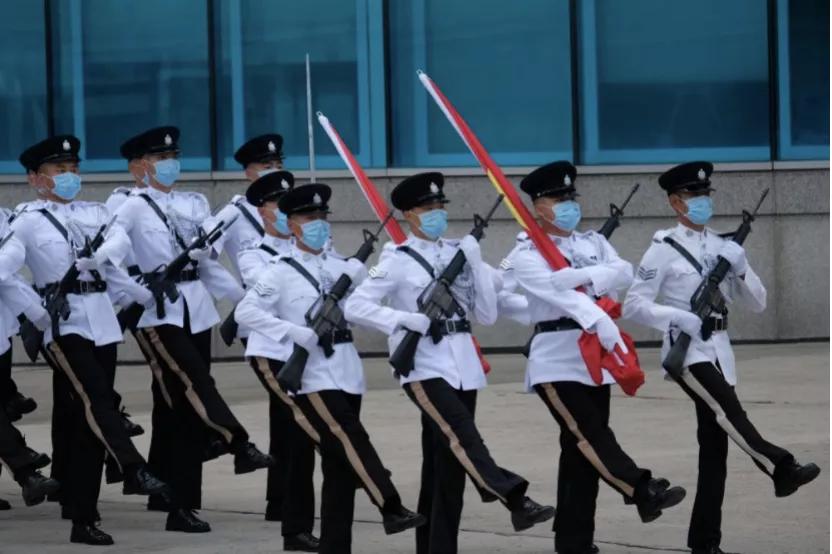 这个七一：香港贺建*党**，庆回归，首次中式步操升旗礼