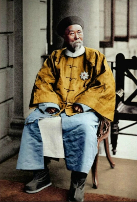 一英国人训练日本海*用军**单纵阵战术打败北洋舰队，清廷欲聘他来华