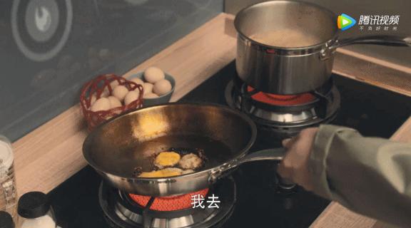 敢买戚薇牌机器人吗?专门拆散别人家庭的那种