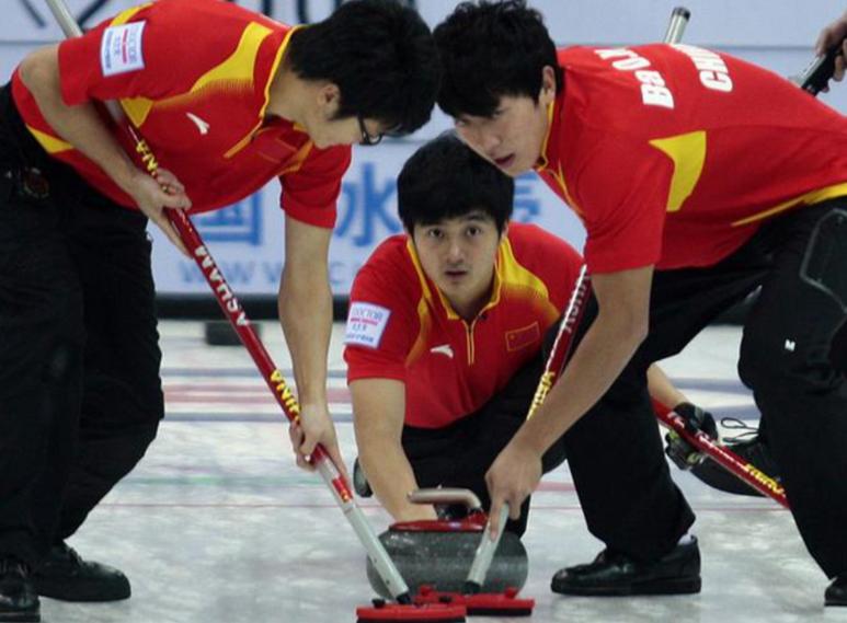韩国美女冰壶队长倒追中国运动员,韩国冰壶女神倒追中国穷小伙