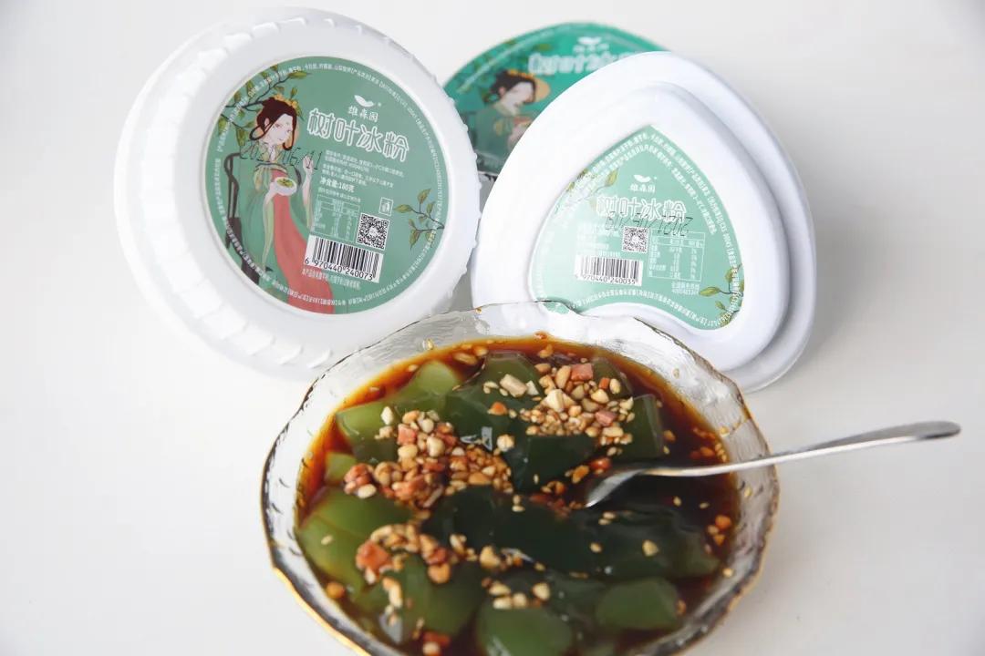 树叶也能做出来的凉粉果冻,用树叶做凉粉竟成了名小吃
