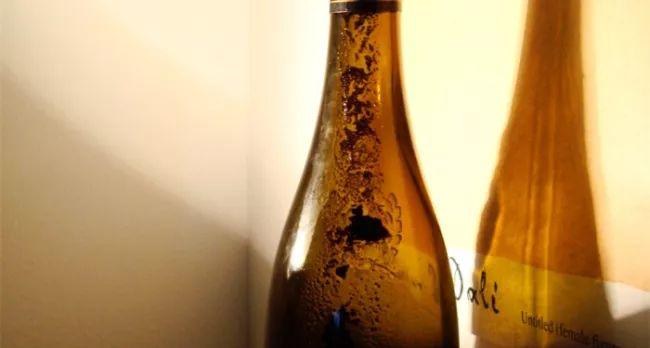 红酒里面有渣渣是好红酒吗,红酒有酒渣是好是坏