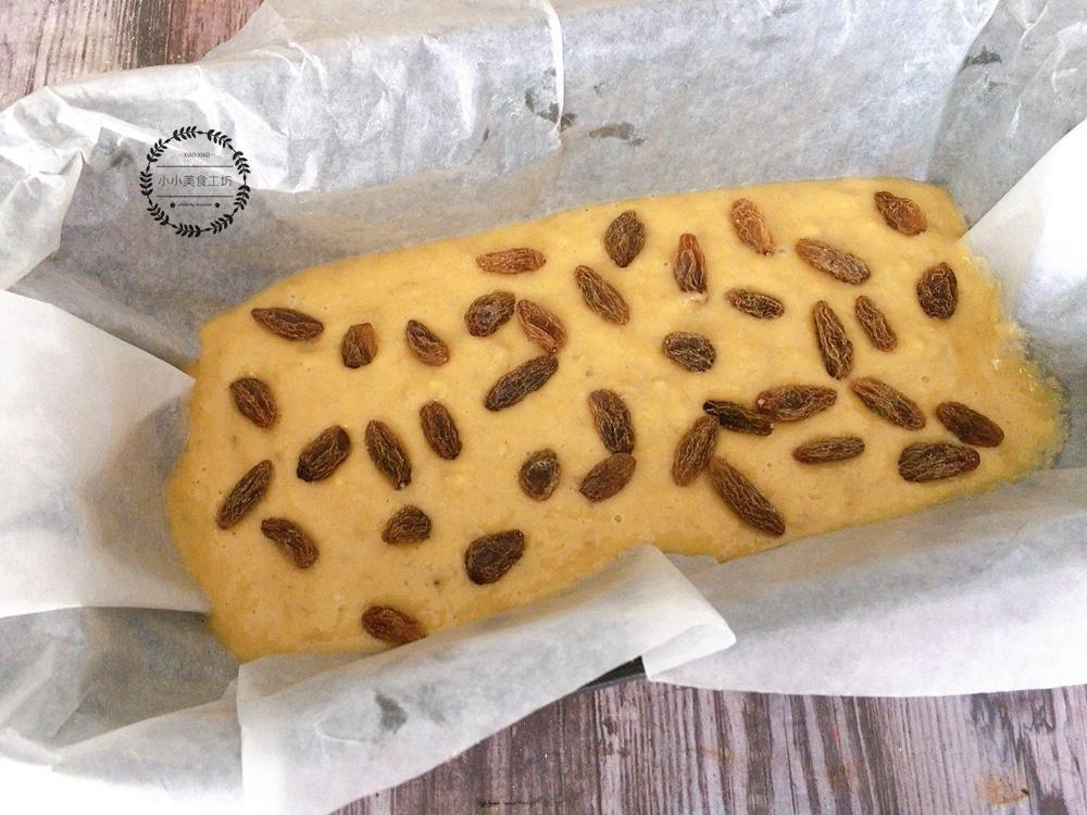 玉米面香蕉蛋糕烤箱做法,无泡打粉无油无糖香蕉蛋糕做法