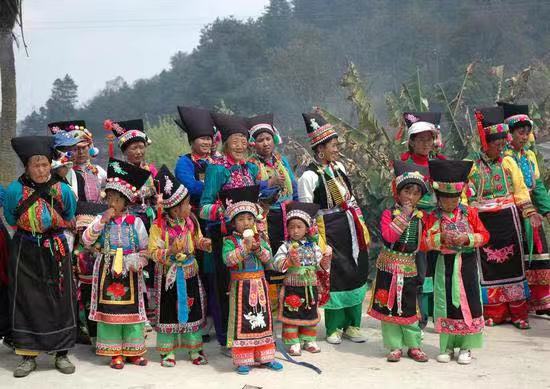 云南民族服饰网,面向全国火爆招商中