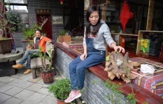 6年前辞职看世界女教师现状,想去看世界的女教师现状