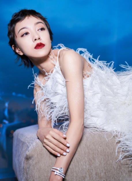 郭采洁伊德尔综艺节目,郭采洁和乐队成员谈恋爱