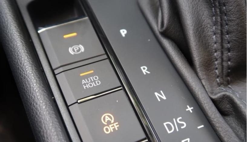 上汽金融好车e贷扣绿本吗,好车e贷上汽官网