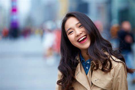 一定要好好对待这三个生肖的女人,这三大生肖人生逆袭中年时来运转