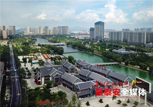 *安泰**西部新城特写——新城书写美丽画卷,实干熔铸发展优势